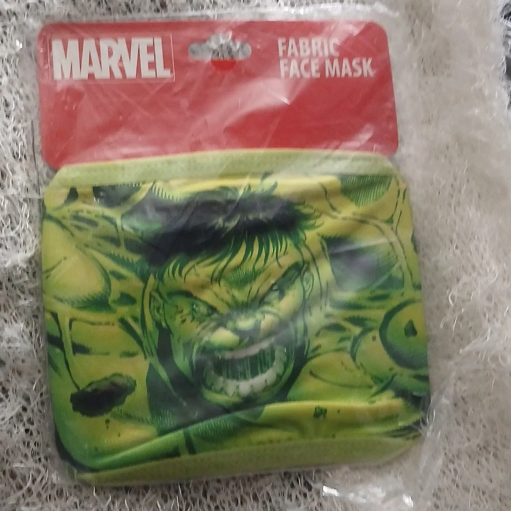 Marvel Fabric Hulk Face Mask nwt